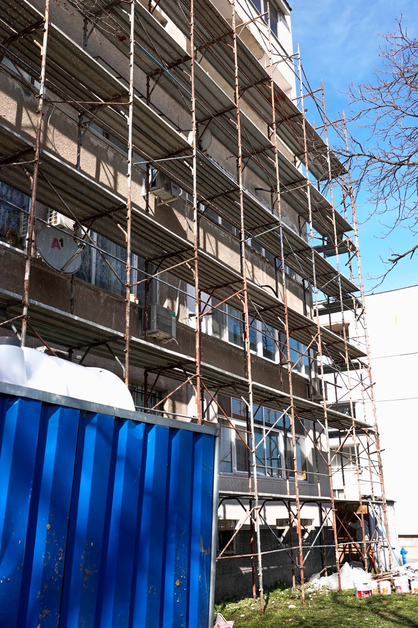 Нова Загора продължава обновяването на жилищния фонд